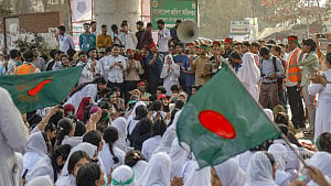 কারিগরি শিক্ষার্থীরা ফের সড়কে