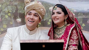 মেয়ের নতুন জীবনের খবর জানালেন শাবনাজ ও নাঈম