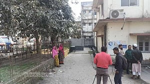শেরপুরে ট্রাক-অটোরিকশা সংঘর্ষে সহকারী প্রিজাইডিং কর্মকর্তাসহ নিহত ২