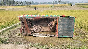 দৌড়ে রাস্তা পার হতে গিয়ে নসিমন চাপায় প্রাণ গেল শিশুর