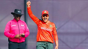 সবাইকে ছাড়িয়ে অনন্য সোবহানা মোস্তারি