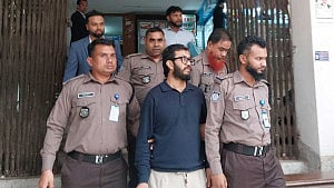 ‘যদি অন্যায় করি বিচার হবে’: দোয়া চেয়ে বললেন আবেদপুত্র