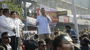 Tarique pledges ‘safe cities’