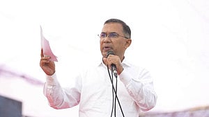 সংবাদ সম্মেলনে আসছেন তারেক রহমান