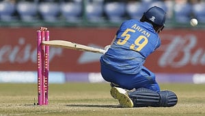 বাংলাদেশের নাসুমকে মনে করালেন আমিরাতের আরফান