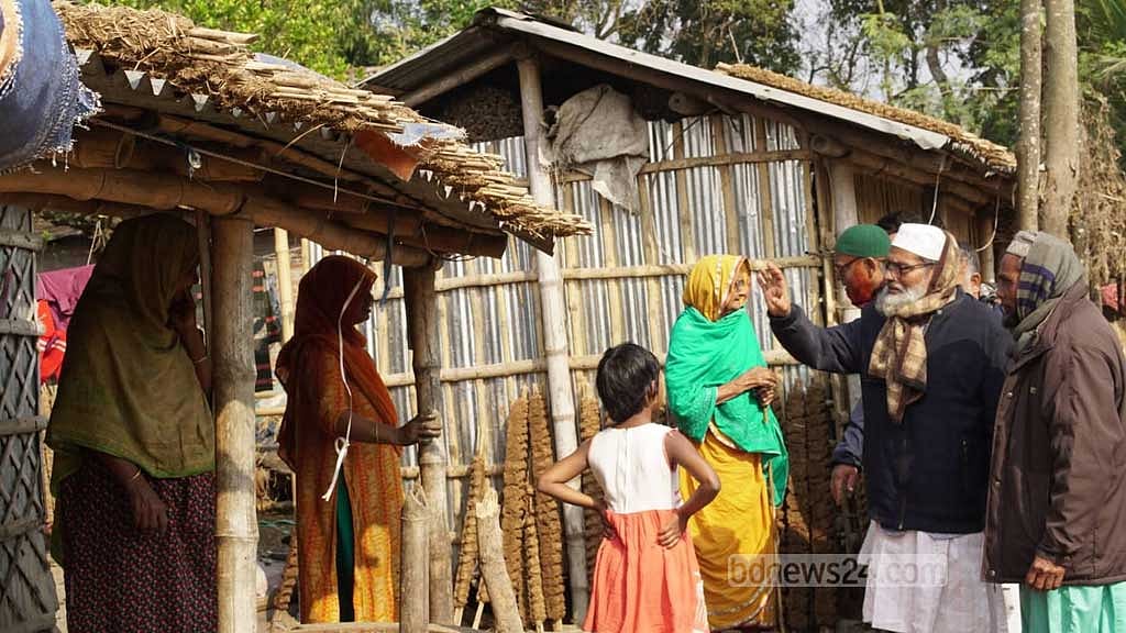 চাঁপাইনবাবগঞ্জ-১ (শিবগঞ্জ) আসনের জামায়াতে ইসলামীর প্রার্থী কেরামত আলীর প্রচার।