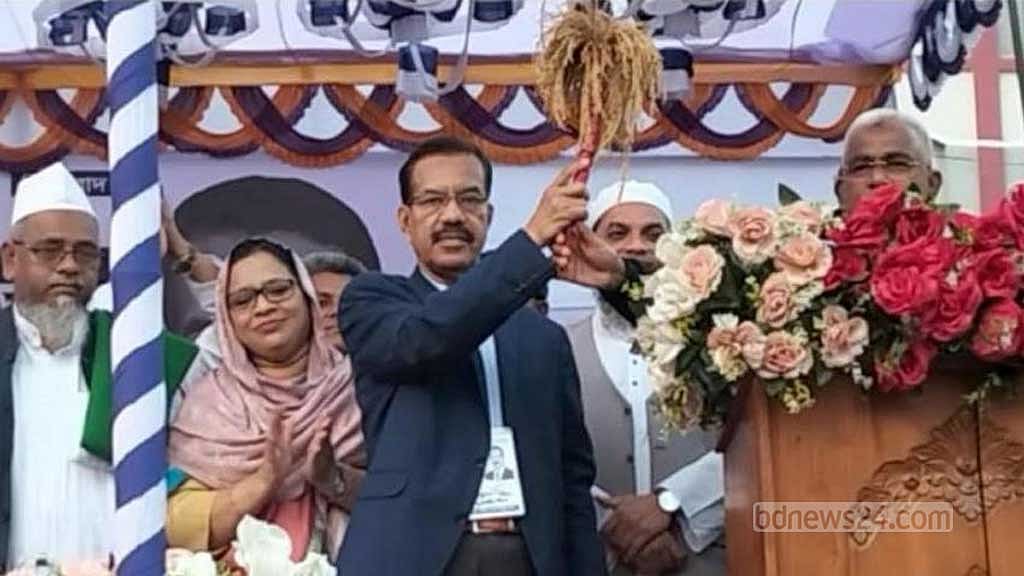 গাজীপুর-৫ আসনের বিএনপির প্রার্থী এ কে এম ফজলুল হক মিলন