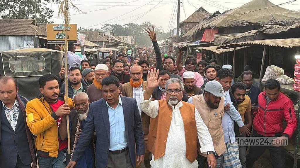 ময়মনসিংহ-১ আসনে ধানের শীষের প্রার্থী ও কেন্দ্রীয় বিএনপির যুগ্ম মহাসচিব সৈয়দ এমরান সালেহ প্রিন্সের প্রচার।  