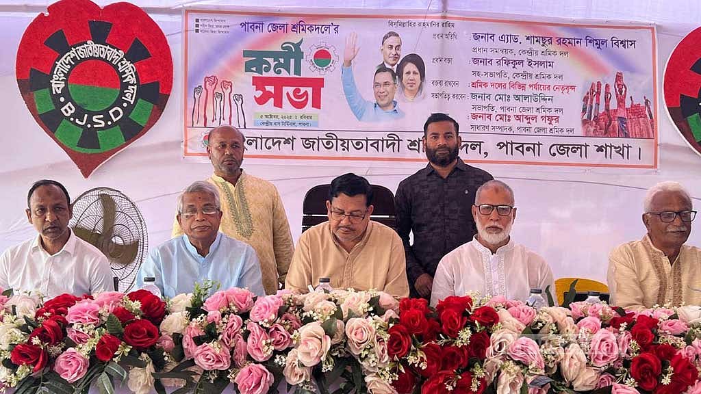 BNP candidate Shamsur Rahman Shimul Biswas engaging with voters in Pabna-5.