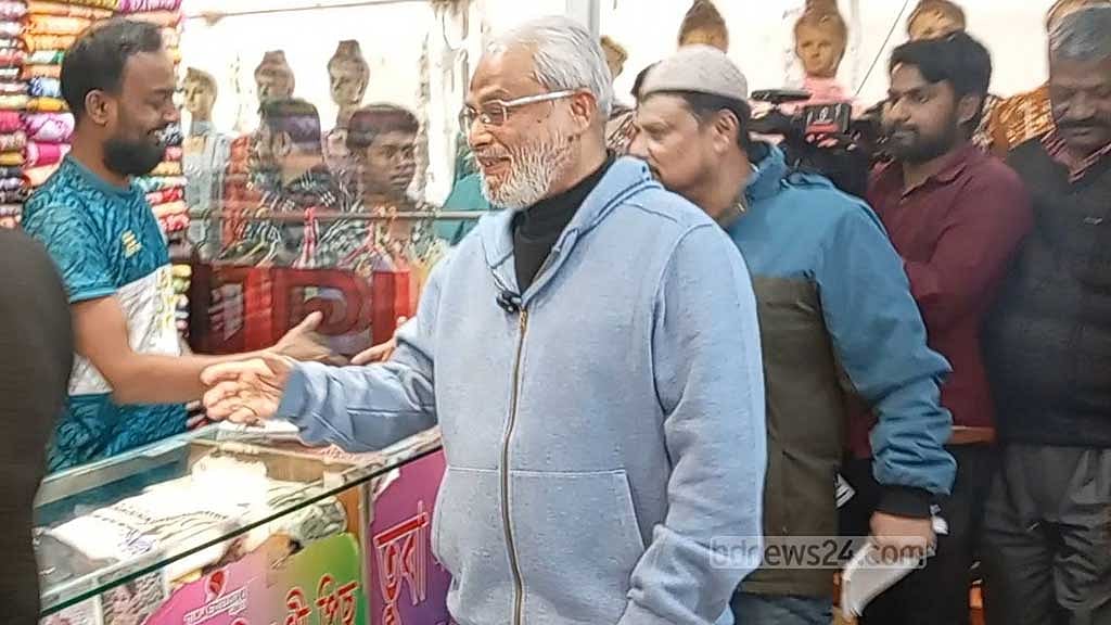 জাতীয় পার্টির চেয়ারম্যান জিএম কাদেরের গণসংযোগ।