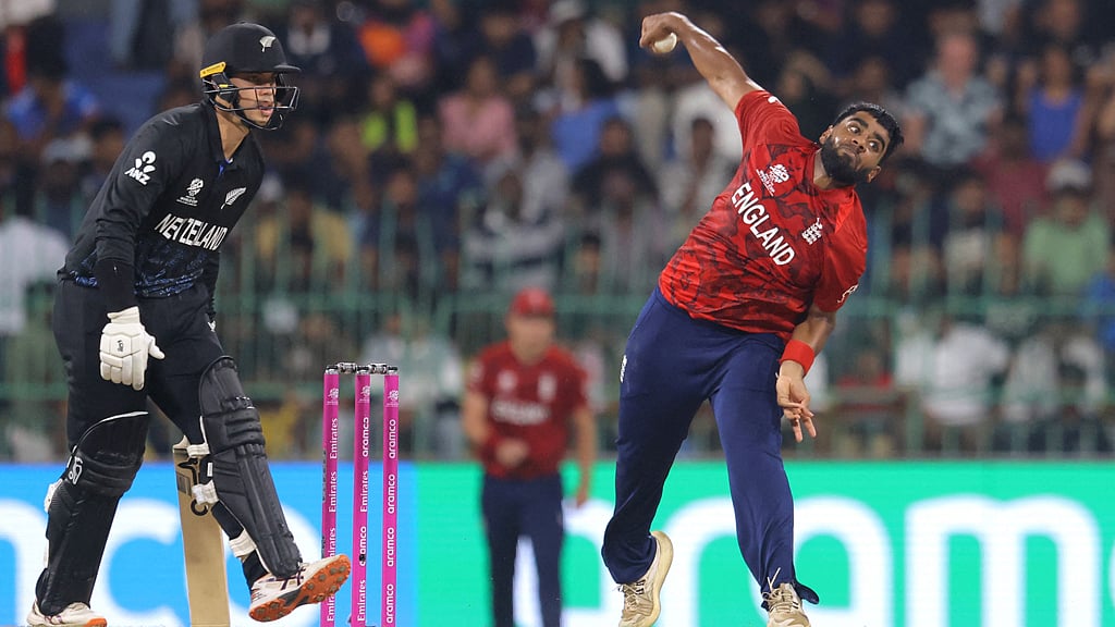 বিশ্বকাপ অভিষেকেই প্রতিভার জানান দিয়েছেন রেহান। ছবি: রয়টার্স। 
