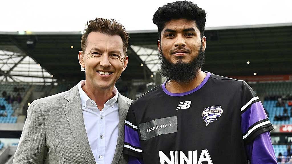 ব্রেট লির সঙ্গে রিশাদ হোসেন। ছবি: রিশাদের ফেইসবুক পাতা। 