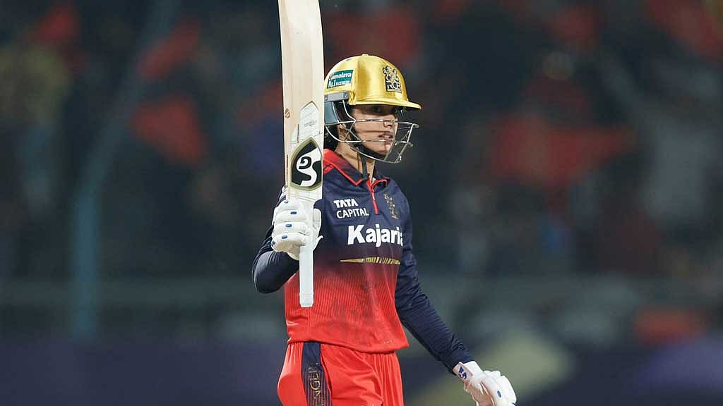 সেরাটা ফাইনালের জন্যই জমা রেখেছিলেন স্মৃতি মান্ধানা। ছবি: উইমেন'স প্রিমিয়ার লিগ।