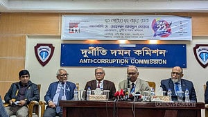 দুদক ও ইসি ঠিকমত কাজ করলে হাসিনার প্রার্থিতা বাতিল হত: দুদক চেয়ারম্যান