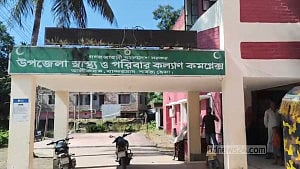 জামিনে বেরিয়ে ম্রোদের বাগানে চুরি, অভিযোগ করায় ‘দফায় দফায় হামলা’