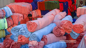Cold wave sparks blanket boom in Siddhirganj