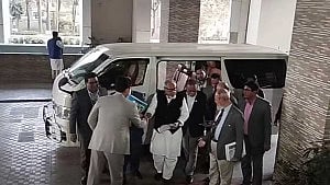 সিইসির সঙ্গে বৈঠকে বিএনপির প্রতিনিধি দল