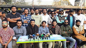সিএমপির ‘দুষ্কৃতকারীর’ গণবিজ্ঞপ্তি ‘প্রত্যাখ্যান’ এনসিপির