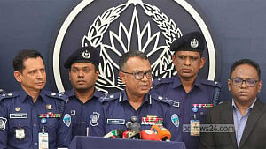 Looted firearms no threat before polls: Ctg DIG