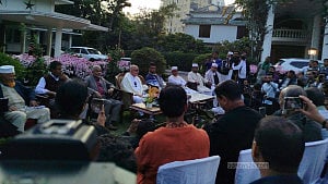 'সবুজ সংকেত' পাওয়ার দাবি গিয়াস কাদের চৌধুরীর