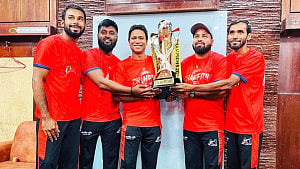 নির্বাচক থেকে কোচ, চ্যালেঞ্জ জিতেই ছুটছেন হান্নান