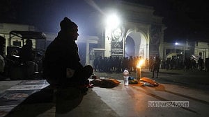 হাই কোর্ট মাজারের ওরশে পুলিশের বাধার অভিযোগ