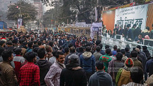 জকসু নির্বাচন: ফলাফলের অপেক্ষায় শিক্ষার্থীরা