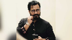 চলচ্চিত্র সার্টিফিকেশন বোর্ড: খিজির হায়াতের 'দ্বিতীয়বার পদত্যাগ'