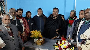 লালমনিরহাটে বিএনপিতে যোগ দিলেন ৬১ ইউপি সদস্য