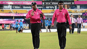 ভারতে ওয়ানডে ম্যাচে আম্পায়ার বাংলাদেশের শরফুদ্দৌলা