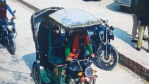Police rescue child abducted by rickshaw driver