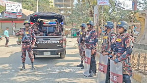 নরসিংদীতে নির্বাচনি নিরাপত্তায় ১৩ প্লাটুন বিজিবি মোতায়েন
