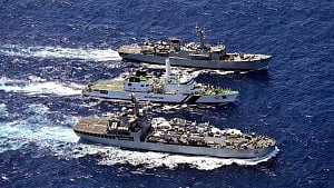 India plans new naval base in Bengal