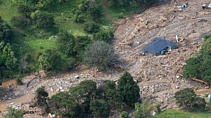 New Zealand authorities working to identify landslide victims