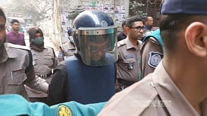 শিশু নির্যাতন: শিক্ষক পবিত্র কুমারের রিমান্ড আবেদন শুনানির অপেক্ষা
