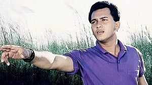 হলে চলছে সালমান শাহর সিনেমা