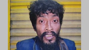 সাভারে পরিত্যক্ত ভবনে পোড়া লাশ: ‘মানসিক ভারসাম্যহীন’ যুবক আটক