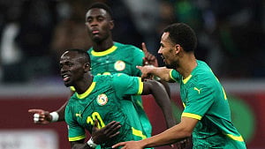 Senegal snatch late winner to reach AFCON final