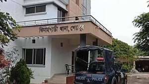 শেরপুরে জামায়াত নেতার মৃত্যু: ঝিনাইগাতীর ইউএনও ও ওসি প্রত্যাহার