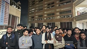 Overnight protest over SUST polls