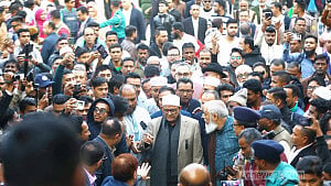 Fakhrul pays respects at Shahjalal shrine