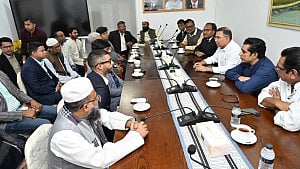 Tarique meets Gono Forum, 6 other parties