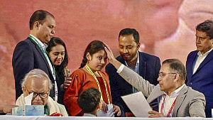 গুম-খুনের শিকার পরিবারের সঙ্গে তারেক