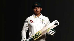 বর্ণবাদ ও বৈষম্য নিয়ে বিদায়বেলায় খাওয়াজার ক্ষোভের বিস্ফোরণ