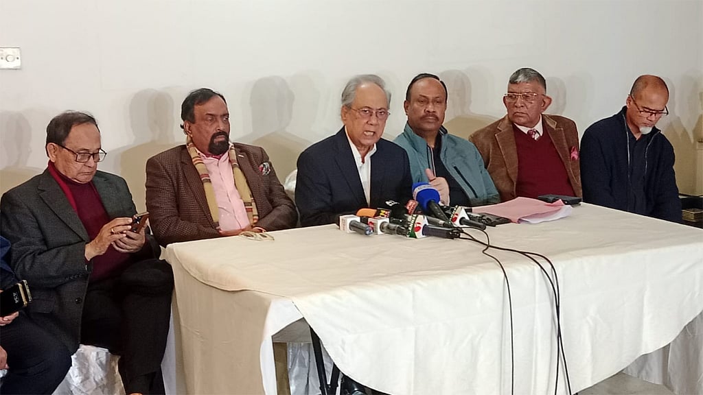 মনোনয়নপত্র বাতিল হওয়ার পর সুষ্ঠু নির্বাচন নিয়ে ‘শঙ্কা’ প্রকাশ করেছেন জাতীয় পার্টির একাংশের চেয়ারম্যান আনিসুল ইসলাম মাহমুদ।