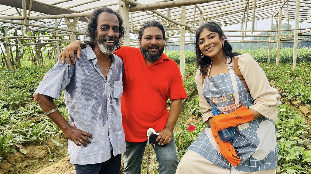 ‘মাটি’ সিনেমার দৃশ্য। ছবি: নির্মাতার ফেইসবুক থেকে নেওয়া। 
