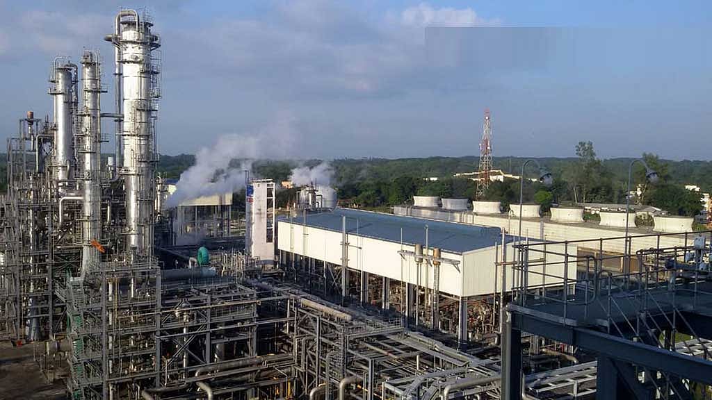 বর্তমানে চালু রয়েছে শুধু শাহজালাল সার কারখানা। ফাইল ছবি