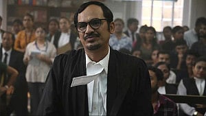 নতুন মামলা নিয়ে ফিরছে অচিন্ত্য আইচ, সঙ্গে সব্যসাচী