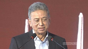 চীনের আরো কৌশলগত বিনিয়োগের সময় হয়েছে: আমির খসরু