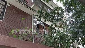 বার্নিকাটের গাড়িবহরে হামলা: দুই জনের সাক্ষ্য